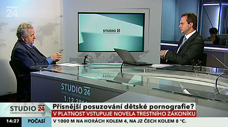 Rozhovor s Jaroslavem Zvěřinou ve Studiu ČT24 na téma tvrdšího posuzování dětské pornografie, 1.12.2011 | Jaroslav Zvěřina