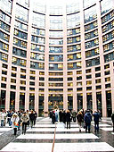 Vchod do budovy EP ve Štrasburku | Jaroslav Zvěřina